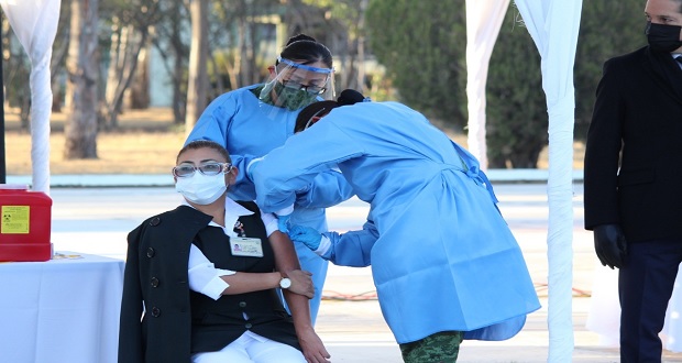 Vacuna y medidas sanitarias, mejores aliados en la pandemia: IMSS