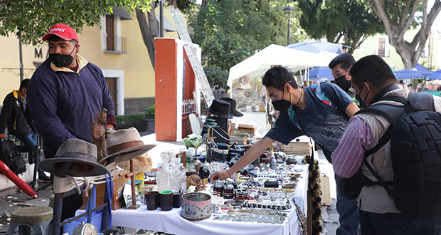 ¿Tienes corazón coleccionista? Ve a Feria de Antigüedades de Los Sapos  