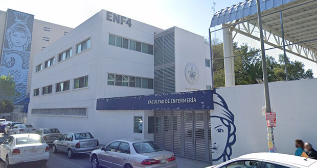 A cuentagotas y con código QR, Enfermería de BUAP retoma clases presenciales