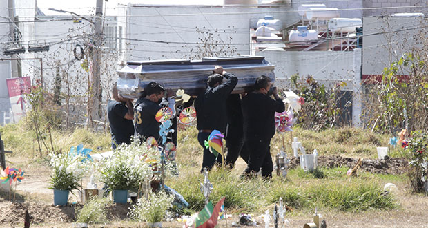 En Cuautlancingo, dan último adiós a Liliana Lozada