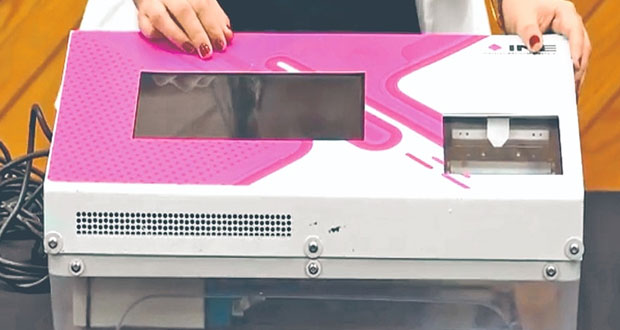 Mexicanos en el extranjero emitirán voto electrónico para revocación