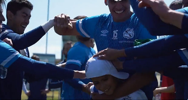 Club Puebla cumple el sueño Dylan para conocer al equipo 