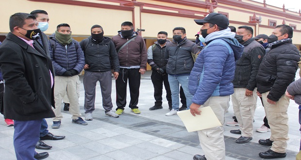 Protestan guardias ciudadanos de San Andrés Cholula; acusan bajan