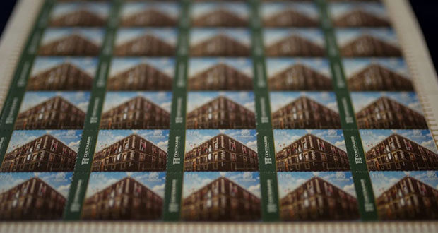 Festeja SEP, 100 años de su fundación con estampilla postal
