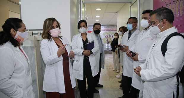 IMSS exhorta a embarazadas a vacunarse contra Covid