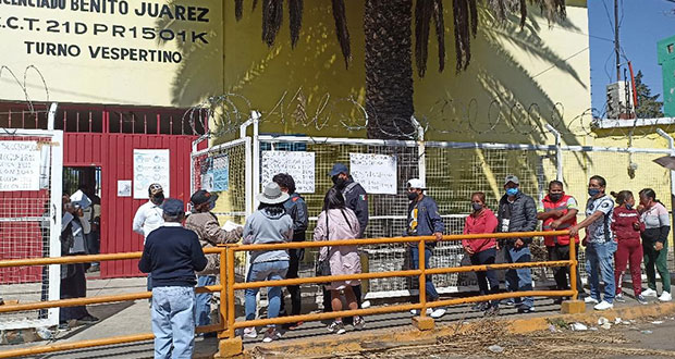 Pobladores de Xochimehuacan exigen más seguridad a futuro edil