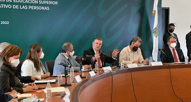SRE impulsa oferta educativa en Puebla y 21 estados para migrantes e hijos