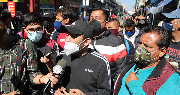 Tras desalojo en CH de Puebla, ambulantes piden diálogo