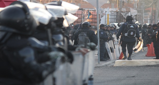 GN y Policía Estatal desalojan planta de Bonafont tomada en Juan C. Bonilla