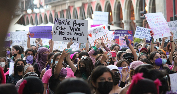 8M en Puebla: en 4 marchas, mujeres toman calles contra violencia machista