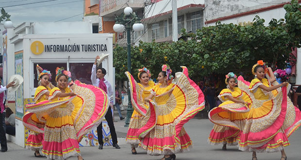 Antorcha invita a unirse a grupo de danza en Chietla