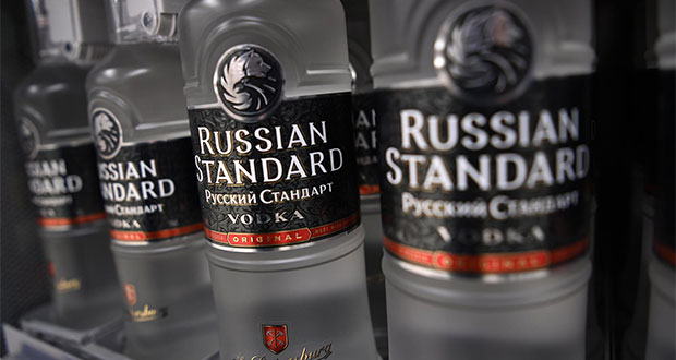 EU restringe importaciones de pescado y alcohol de Rusia