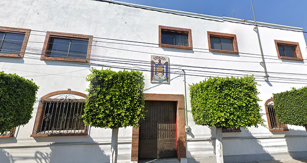 Estudiante de prepa Upaep ataca con martillo a profesor
