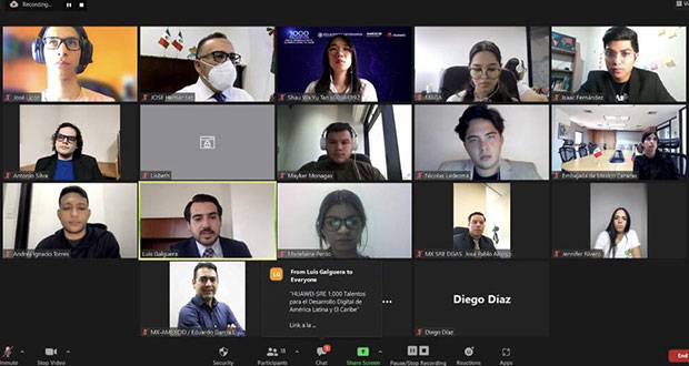 Huawei y SRE becarán a mujeres para desarrollo digital; checa detalles