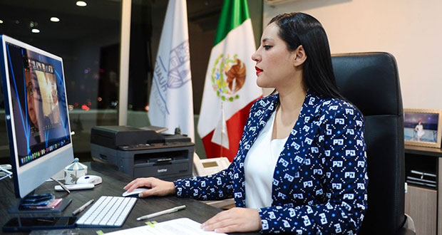 Sandra Cuevas ofrece disculpas a policías y estos la aceptan