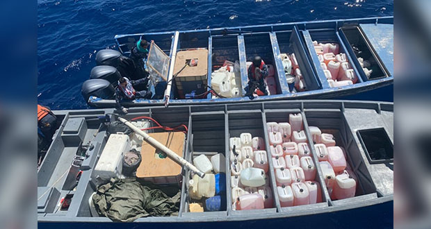 Marina asegura 2 barcos con 4 mil 400 litros de combustible en Colima