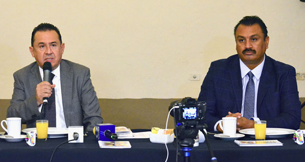 Mastretta, Poniatowska y Villoro, en Fenali de la BUAP