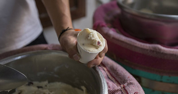 Nieves de tequila, mole y camarón, en la Feria 2022 de Xochimilco