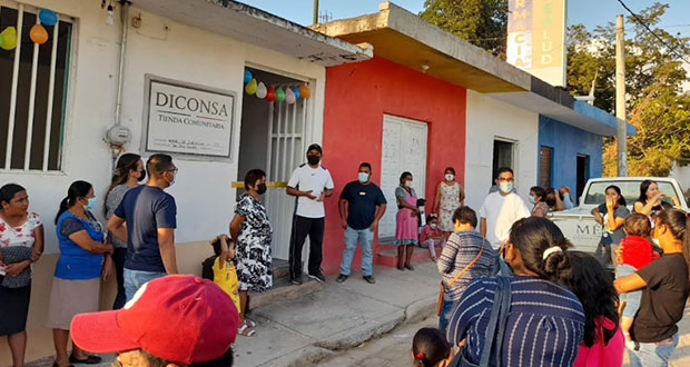 Se organizan con Antorcha y logran tienda Diconsa en Coxcatlán