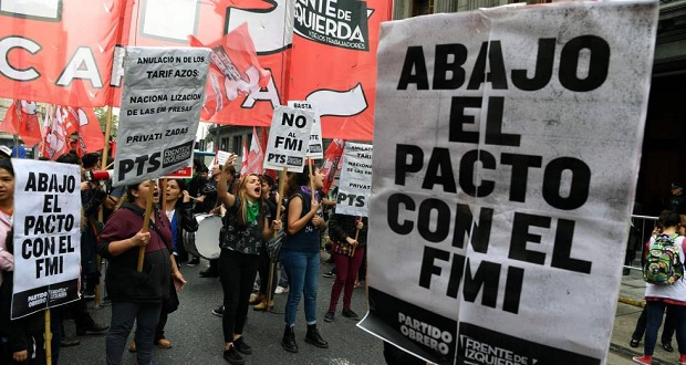 Protesta en Argentina contra el acuerdo con el FMI deja 3 heridos