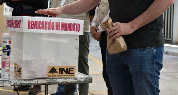 Han dejado votar en consulta sin estar en lista nominal en Puebla, reporta INE