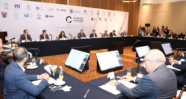 Participa Eduardo Rivera en primera plenaria de Ciudades Capitales