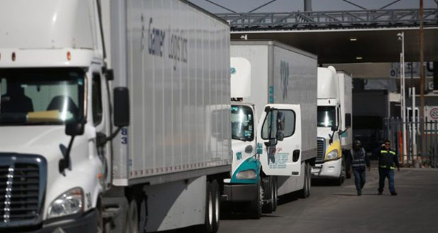 Casi 2 mil mdd en mercancía varada en frontera de Texas: Canacar