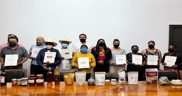 SDR entrega diseño comercial a productores agroindustriales