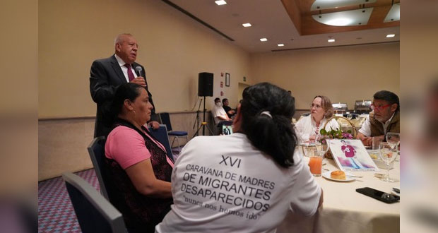 Caravana de madres localiza a dos hijos migrantes en México