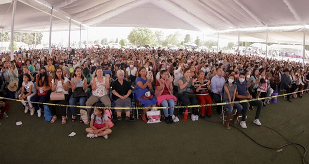 Con festival, San Andrés Cholula festeja Día de las Madres