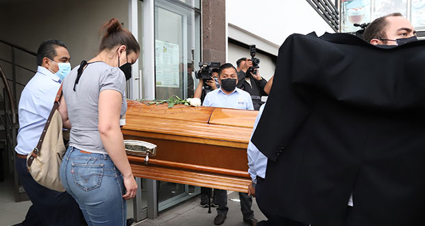 Dan último adiós a activista Cecilia Monzón, víctima de presunto feminicidio