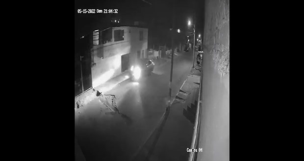 En Momoxpan, atropellan a 3 hermanas que estaban sentadas en banqueta