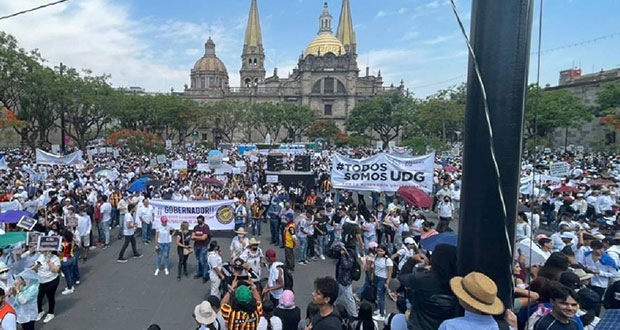 En marcha, UdeG exige “presupuesto justo” a gobierno de Alfaro