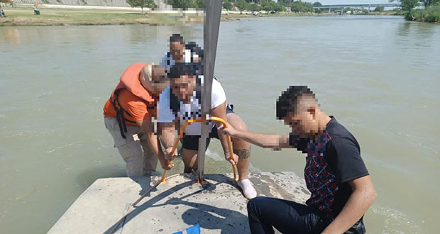 Grupo Beta rescata a 3 migrantes y cuerpo de otro en el Río Bravo