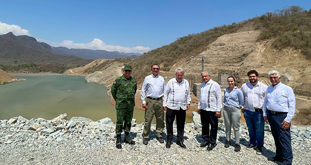 Habrá dos nuevas hidroeléctrica en Sinaloa, anuncia AMLO en gira