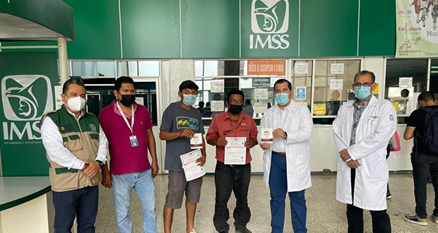IMSS afilia a dos primeros trabajadores guatemaltecos en Chiapas