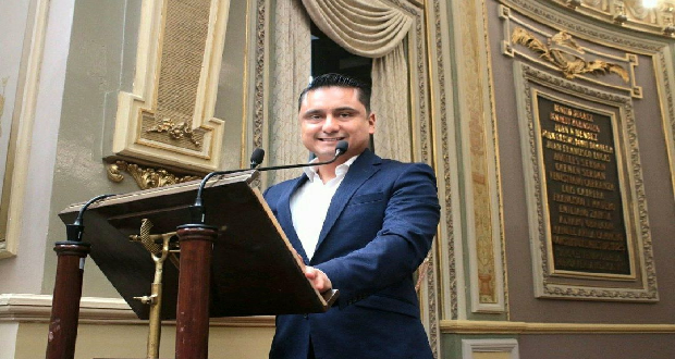 Iván Herrera, a favor de una nueva Ley de Agua para Puebla