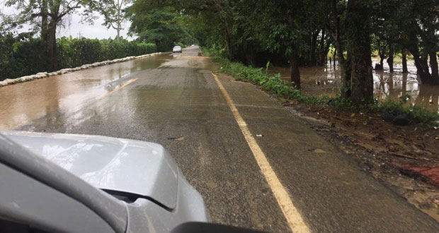 Llantas y frenos en buen estado, recomienda SICT por lluvias