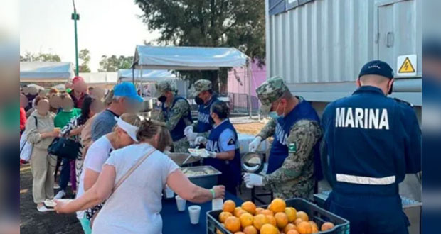 Marina apoya con comida a migrantes de Ucrania en CDMX