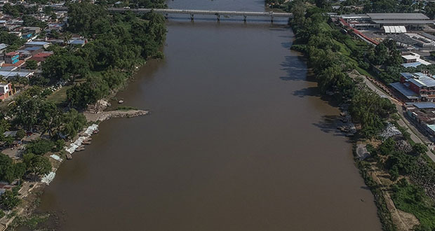 Padre e hijo salvadoreños mueren en río al intentar cruzar a México