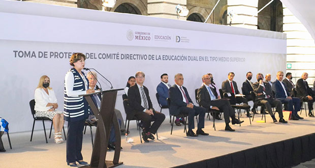 SEP invita a más escuelas y empresas a sistema dual en bachillerato