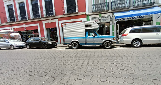 Suficiente, máximo de 4 horas con parquímetros en CH de Puebla: automovilistas