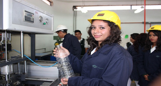 En modalidad dual, 3 mil 701 estudiantes de bachillerato: SEP
