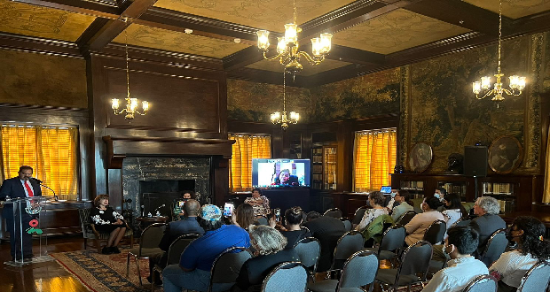 SE realiza conversatorio de mujeres poblanas en Washington