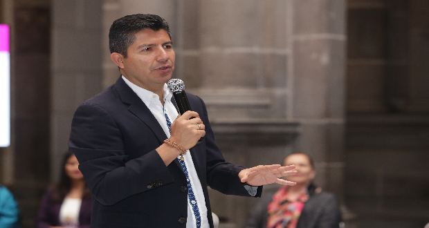 Si el Tepjf sanciona por informar a los poblanos, lo seguiré haciendo: Rivera