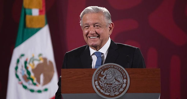 En 2024, desapareceré de política y viviré con pensión de Issste: AMLO