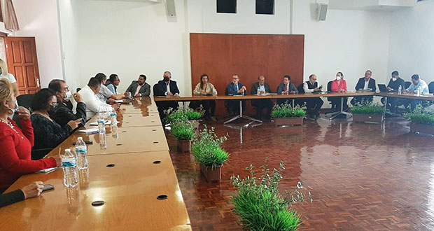 Acuerda ir por propuesta de mejora laboral y mantener clases en Conalep