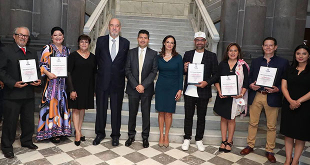Ayuntamiento de Puebla reconoce aportes en ambiente y salud