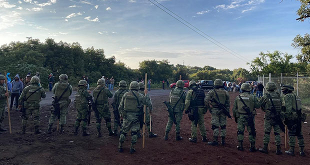 Ejército, GN y FGE despejan bloqueos y detienen a 12 en Michoacán