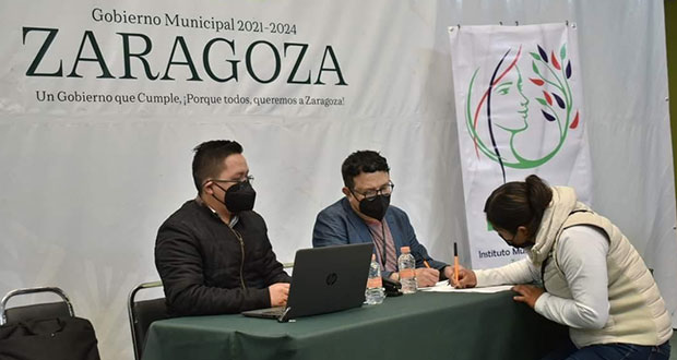 En Zaragoza y Tepeaca reciben asistencia legal civil y familiar